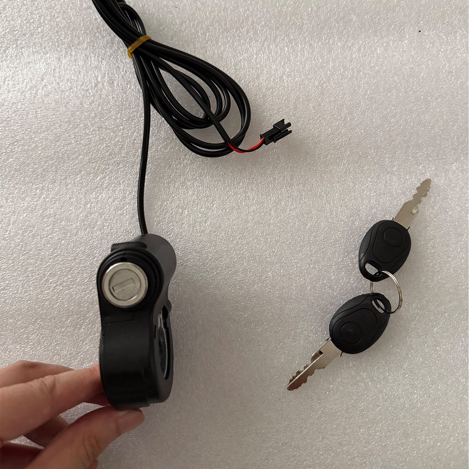 AJOOSOS Electric Scooter Keys, Unlock Part
